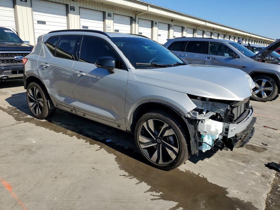 79114735 :رقم المزاد ، YV4L12UC4S2514254 vin ، 2025 Volvo Xc40 مزاد بيع