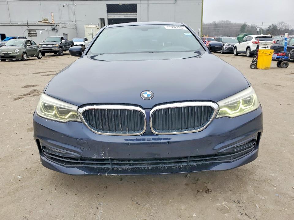 2017 Bmw 540 მანქანა იყიდება აუქციონზე, vin: WBAJE7C39HG890261, აუქციონის ნომერი: 77552795