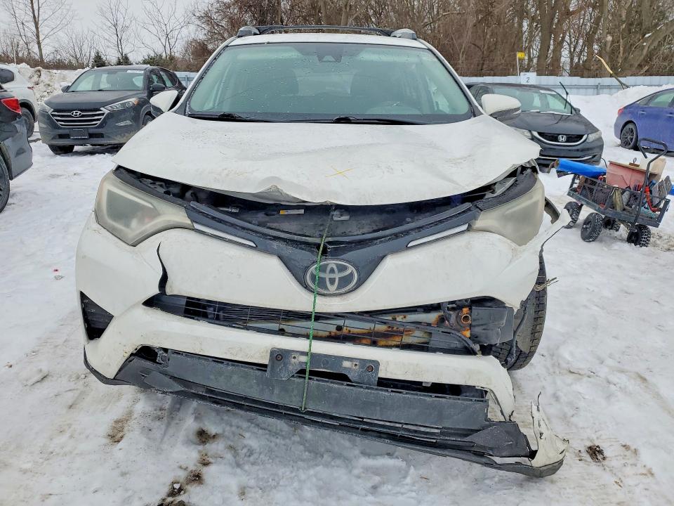 77113555 :رقم المزاد ، 2T3BFREV9HW641560 vin ، 2017 Toyota Rav4 مزاد بيع