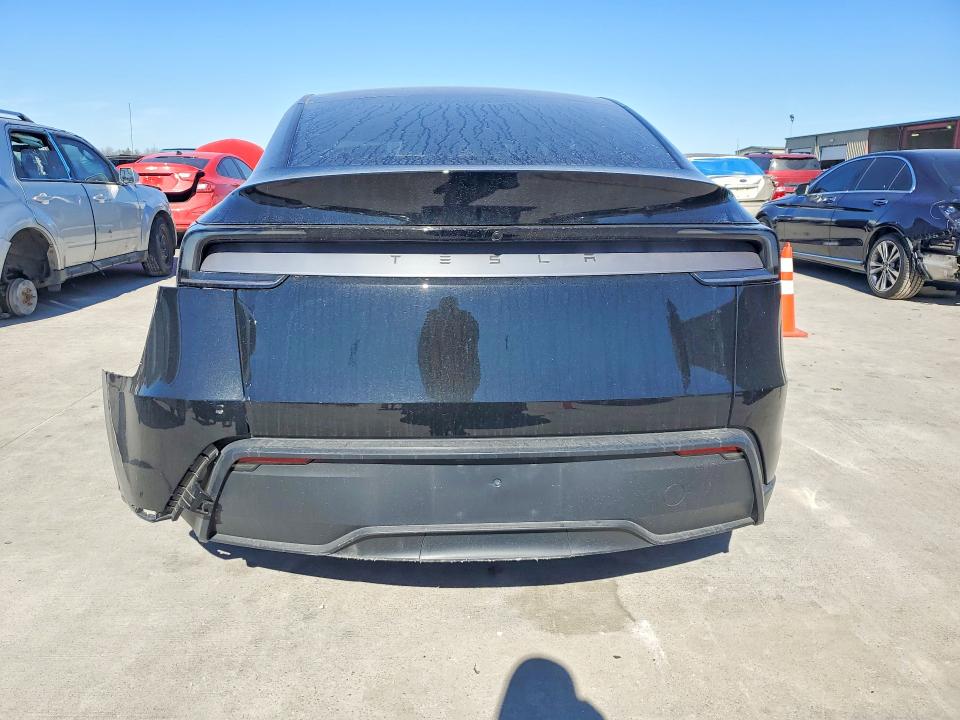 2026 Tesla Model Y მანქანა იყიდება აუქციონზე, vin: 7SAYGDED8TA454679, აუქციონის ნომერი: 75537335
