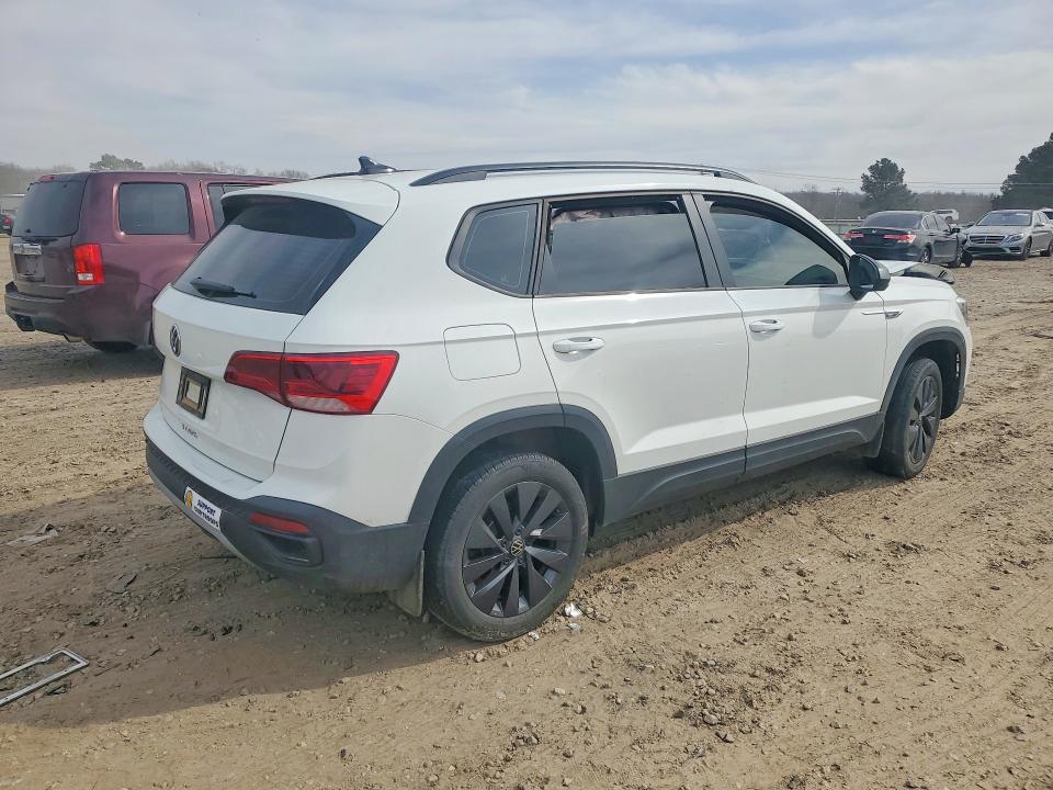 78533385 :رقم المزاد ، 3VV5X7B23RM067874 vin ، 2024 Volkswagen Taos مزاد بيع