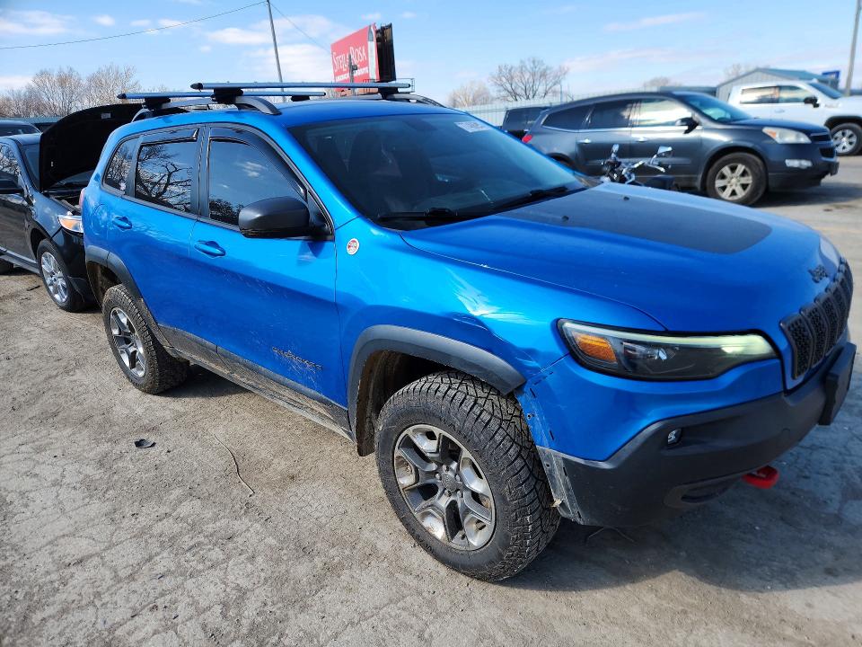 77406905 :رقم المزاد ، 1C4PJMBX4KD230438 vin ، 2019 Jeep Cherokee مزاد بيع