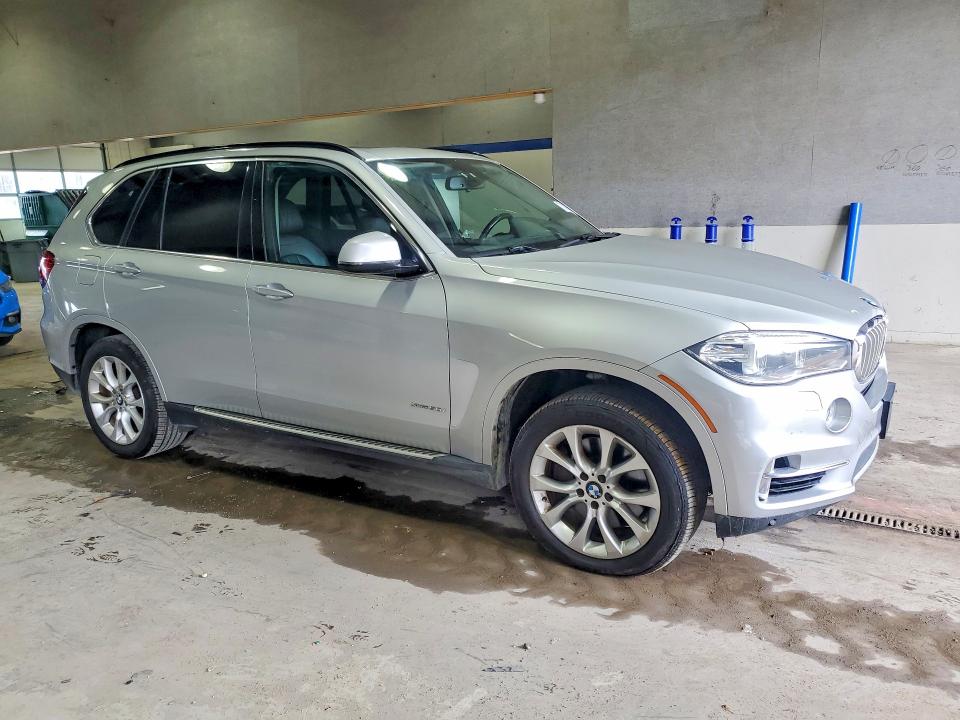 77822695 :رقم المزاد ، 5UXKR6C52F0J76371 vin ، 2015 Bmw X5 مزاد بيع