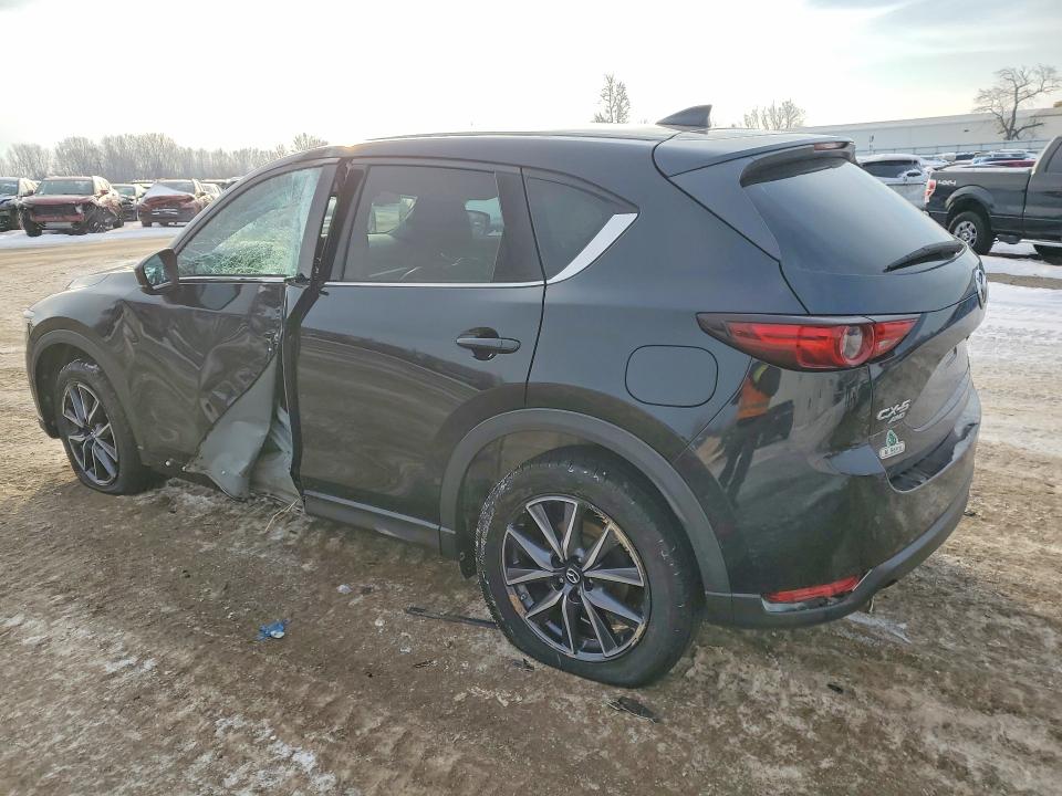 Продажа на аукционе авто 2018 Mazda Cx-5, vin: JM3KFBDM6J0362651, номер лота: 76214315