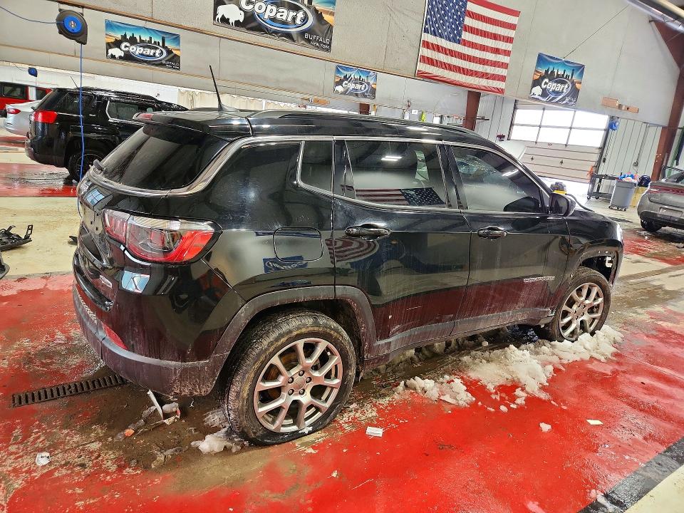 Продажа на аукционе авто 2022 Jeep Compass, vin: 3C4NJDFB3NT149659, номер лота: 76135505