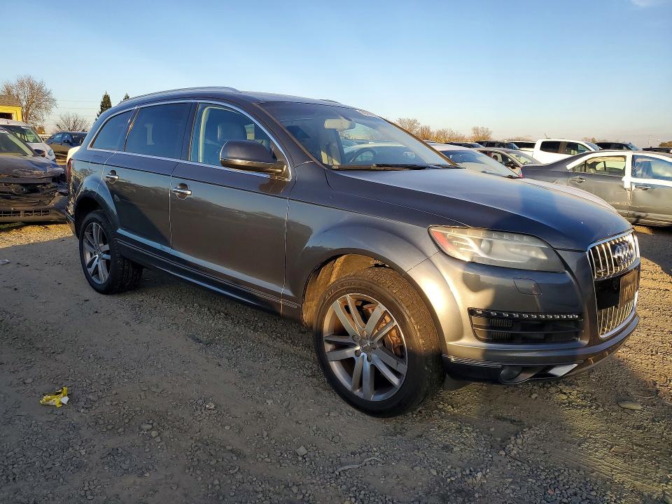 Продажа на аукционе авто 2013 Audi Q7, vin: WA1LMAFE0DD013883, номер лота: 76258705