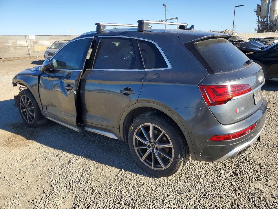 79234045 :رقم المزاد ، WA1B4AFY6N2115630 vin ، 2022 Audi Sq5 Premium Plus مزاد بيع