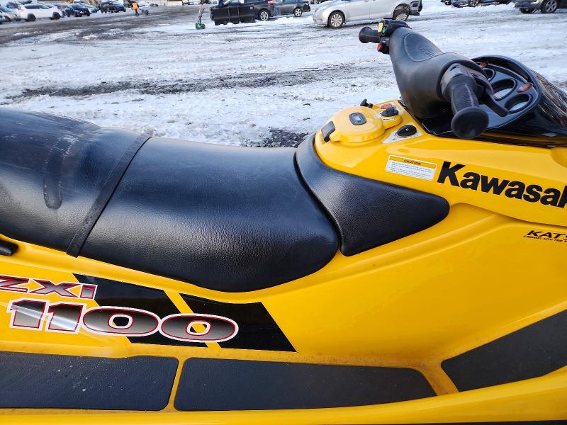 2001 Kawa Jet Ski მანქანა იყიდება აუქციონზე, vin: KAW31733B101, აუქციონის ნომერი: 75557275