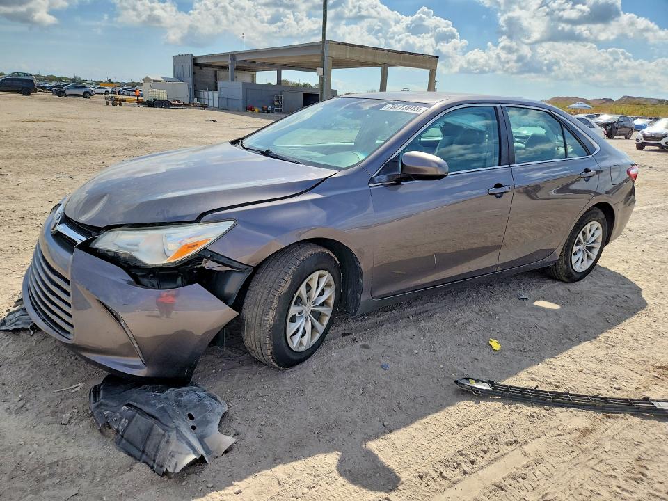 2016 Toyota Camry მანქანა იყიდება აუქციონზე, vin: 4T1BF1FK6GU571903, აუქციონის ნომერი: 78273915