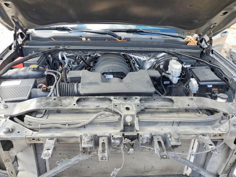 2017 Chevrolet Suburban მანქანა იყიდება აუქციონზე, vin: 1GNSCHKC9HR221035, აუქციონის ნომერი: 76587915