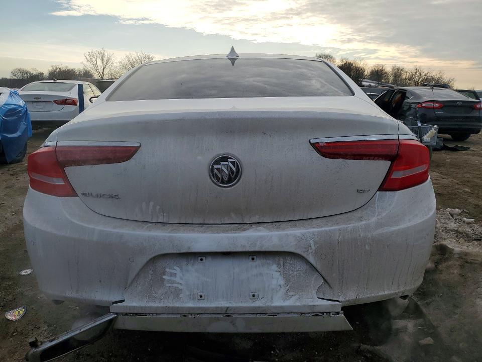 76609205 :رقم المزاد ، 1G4ZS5SS5JU106754 vin ، 2018 Buick Lacrosse مزاد بيع