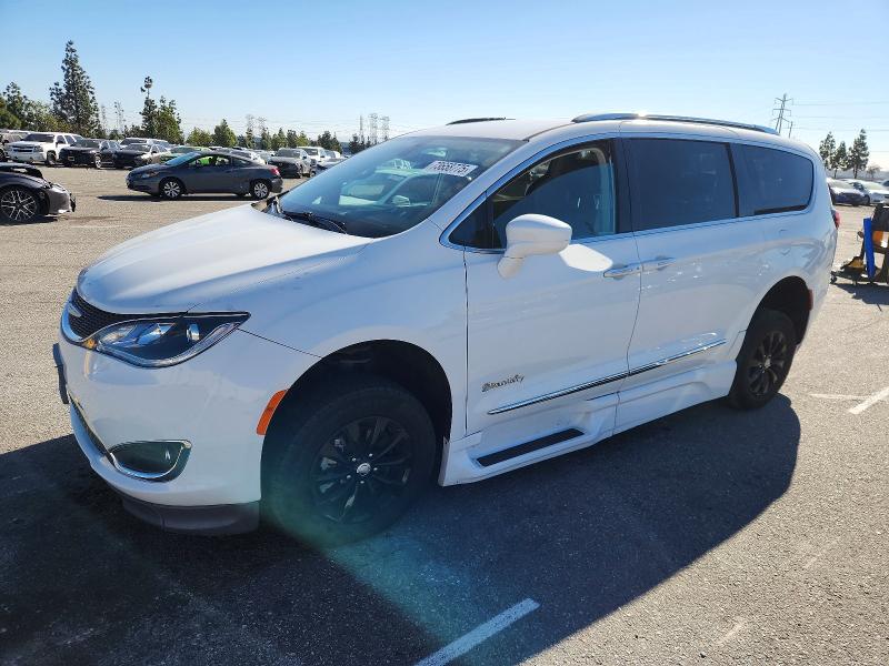 Продаж на аукціоні авто 2018 Chrysler Pacifica T, vin: 2C4RC1BG5JR305743, номер лоту: 73658775