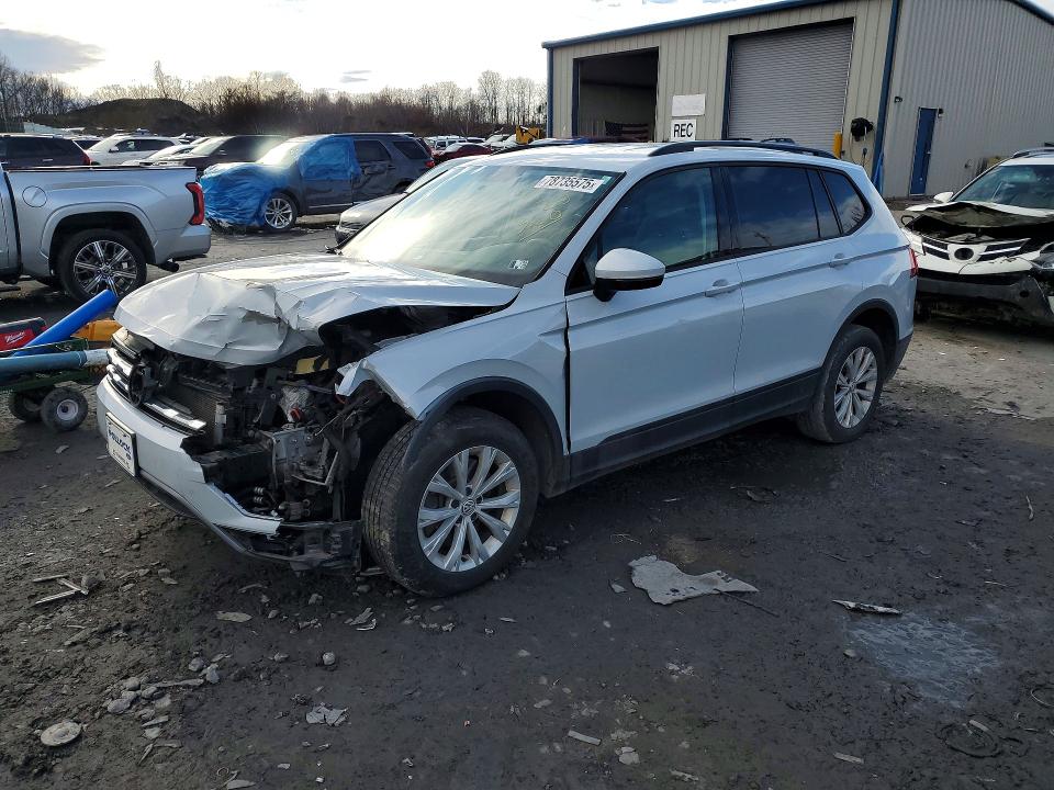 Продаж на аукціоні авто 2018 Volkswagen Tiguan, vin: 3VV0B7AX1JM069892, номер лоту: 78735575