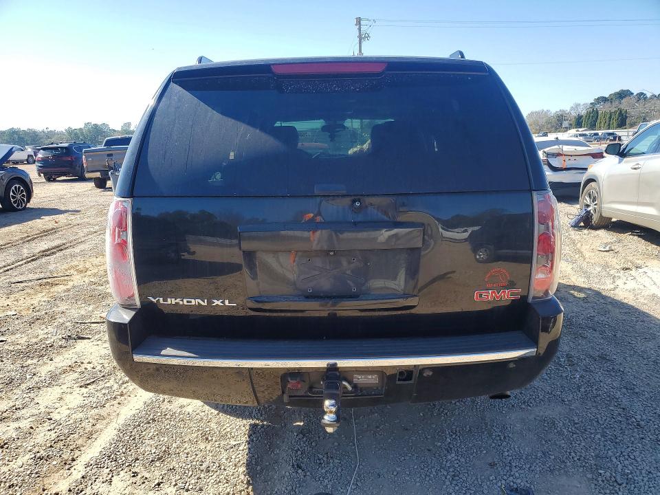 2014 Gmc Yukon Xl მანქანა იყიდება აუქციონზე, vin: 1GKS1MEF9ER243789, აუქციონის ნომერი: 75093145