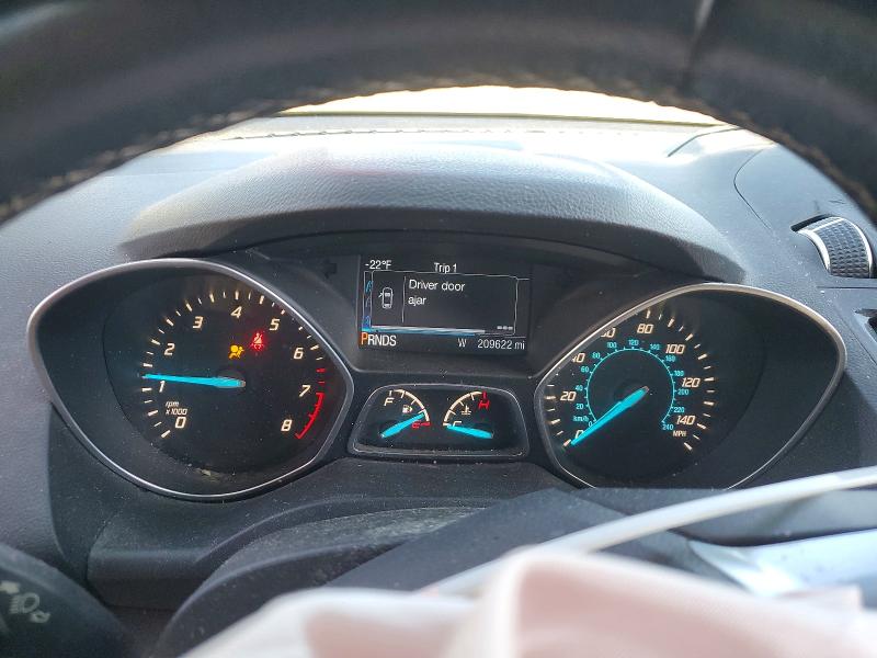 2014 Ford Escape მანქანა იყიდება აუქციონზე, vin: 1FMCU9J98EUC16144, აუქციონის ნომერი: 77588135