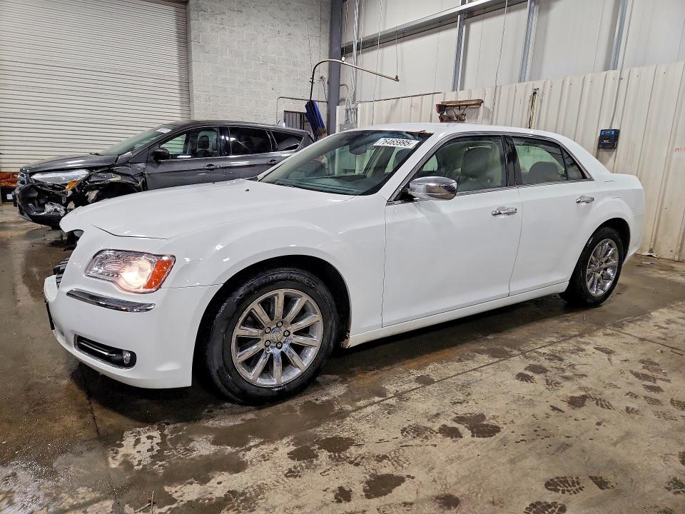 76465995 :رقم المزاد ، 2C3CA5CG7BH595402 vin ، 2011 Chrysler 300 مزاد بيع