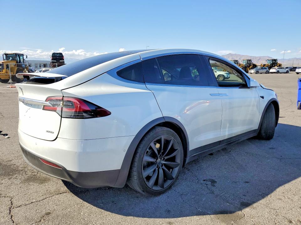 Aukcja sprzedaży 2018 Tesla Model X, vin: 5YJXCBE24JF103386, numer aukcji: 76563165