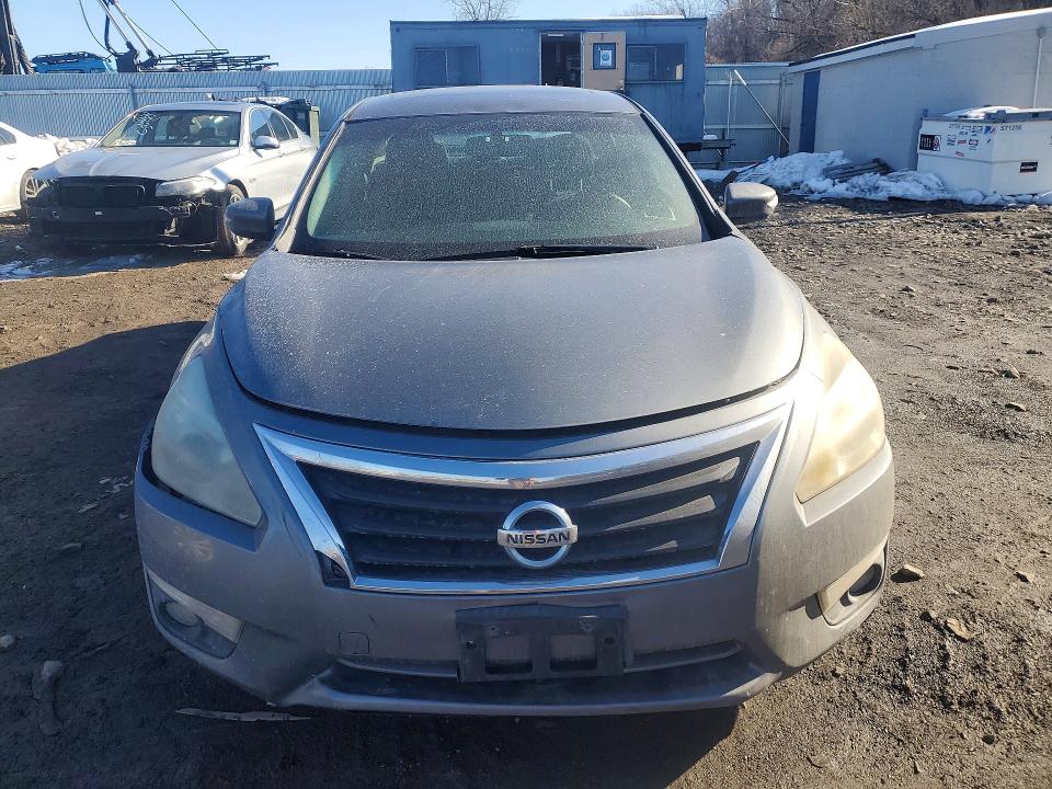 2015 Nissan Altima მანქანა იყიდება აუქციონზე, vin: 1N4AL3AP6FC155710, აუქციონის ნომერი: 76551035