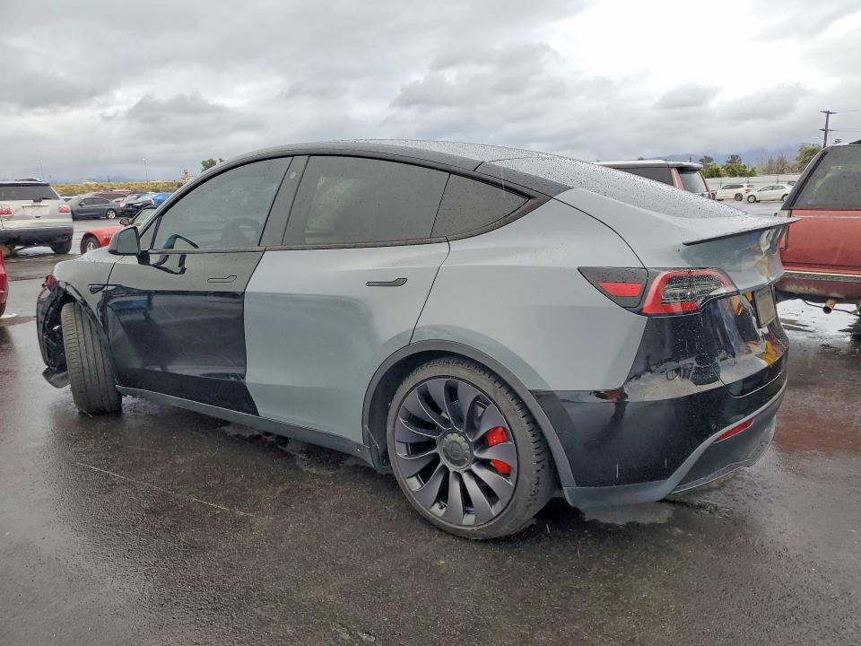 2021 Tesla Model Y მანქანა იყიდება აუქციონზე, vin: 5YJYGDEF4MF272240, აუქციონის ნომერი: 77883455