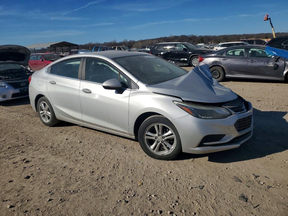 Aukcja sprzedaży 2018 Chevrolet Cruze, vin: 1G1BE5SMXJ7207035, numer aukcji: 76944065