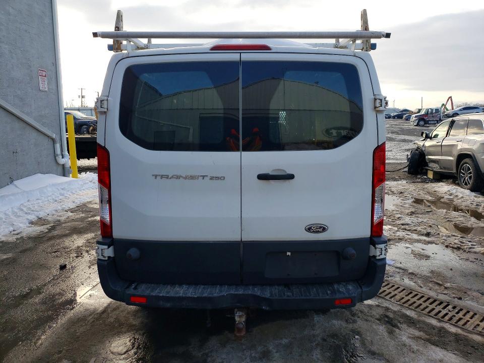Продаж на аукціоні авто 2015 Ford Transit, vin: 1FTNR2ZM0FKA51315, номер лоту: 53713026