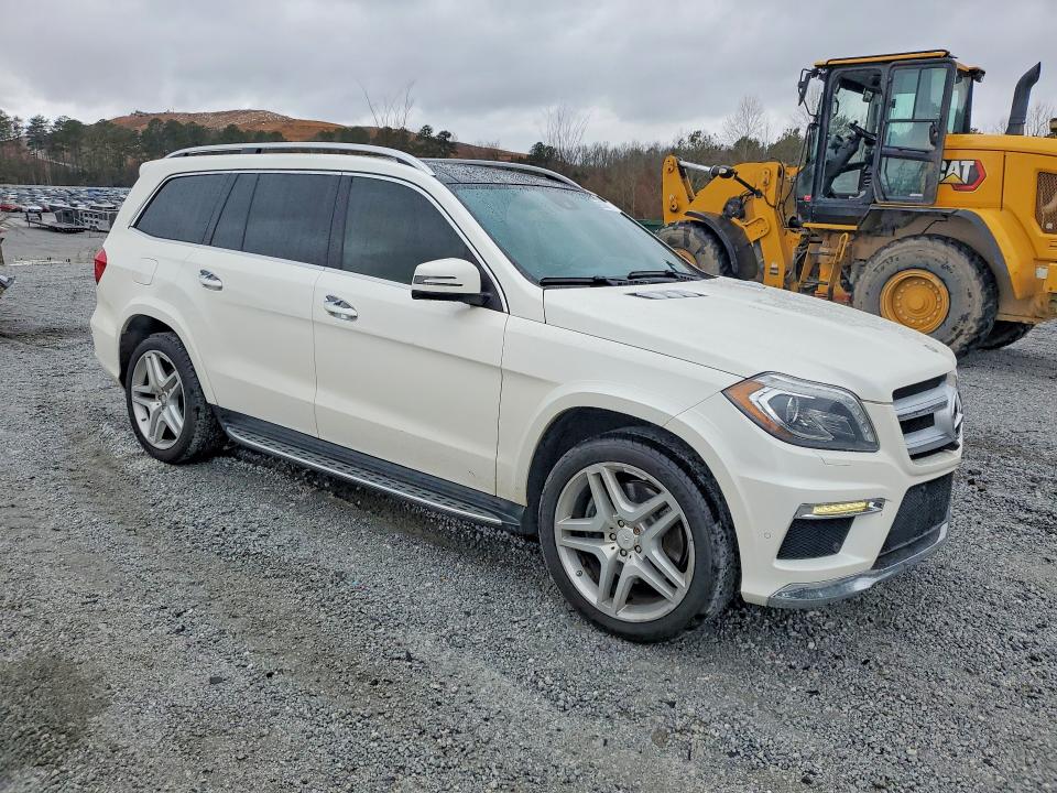 79037815 :رقم المزاد ، 4JGDF7DE0FA441172 vin ، 2015 Mercedes-benz Gl مزاد بيع