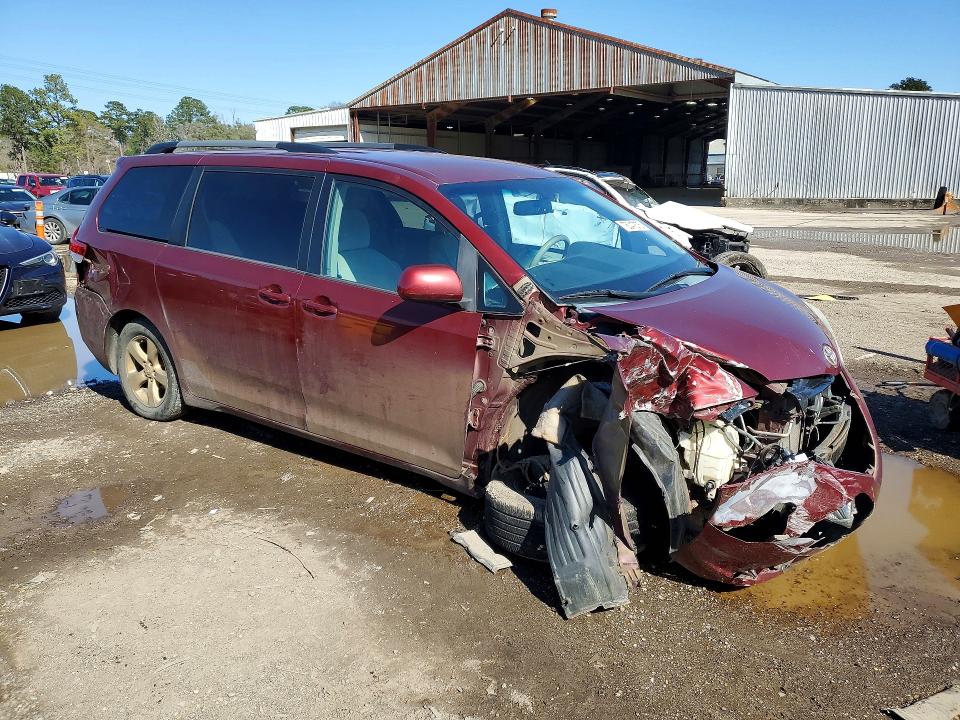 Продаж на аукціоні авто 2013 Toyota Sienna, vin: 5TDKK3DC8DS314958, номер лоту: 76047875