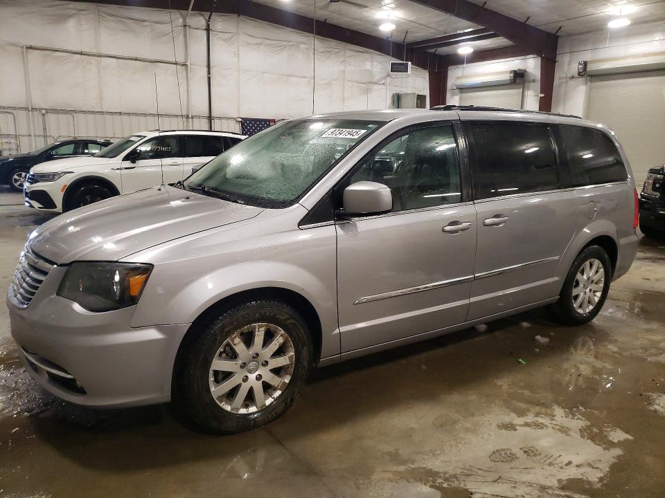 Auction sale of the 2016 Chrysler Town & Country, vin: 2C4RC1BG8GR165437, lot number: 97341945