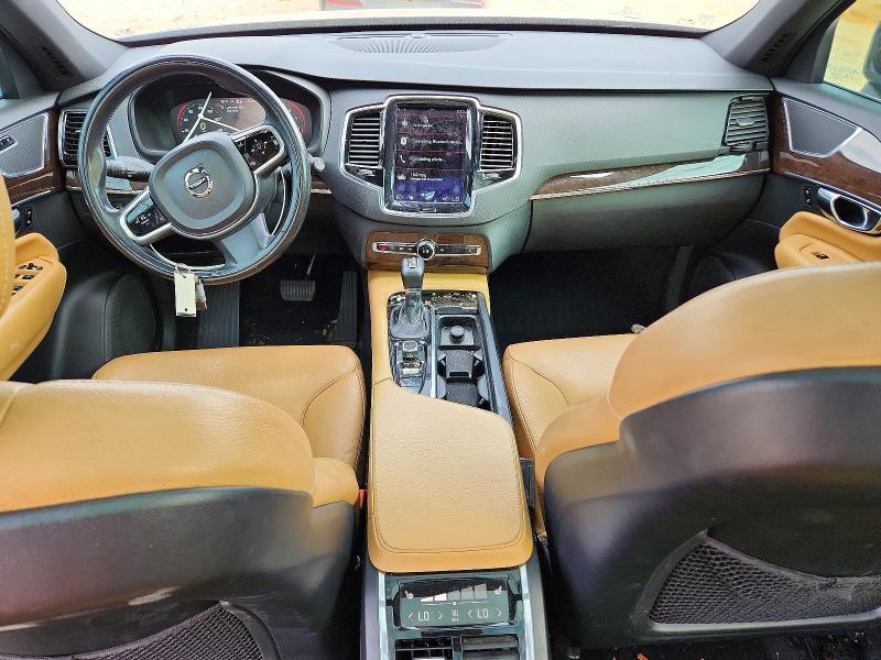 77130665 :رقم المزاد ، YV4A22PK7H1105736 vin ، 2017 Volvo Xc90 مزاد بيع
