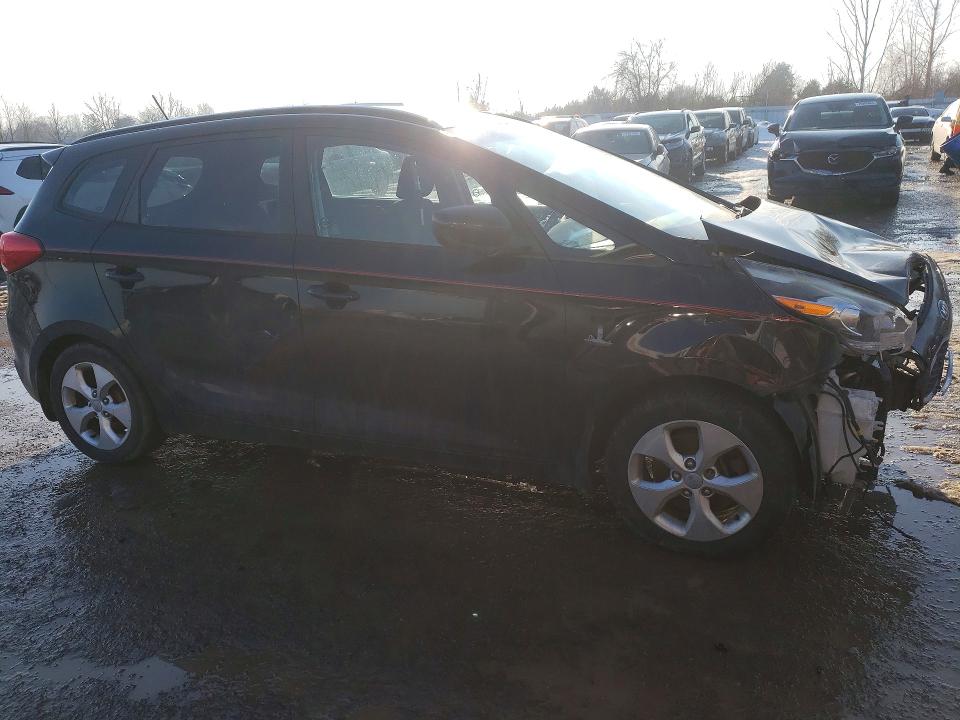 2015 Kia Rondo მანქანა იყიდება აუქციონზე, vin: KNAHT8A34F7093779, აუქციონის ნომერი: 77475455
