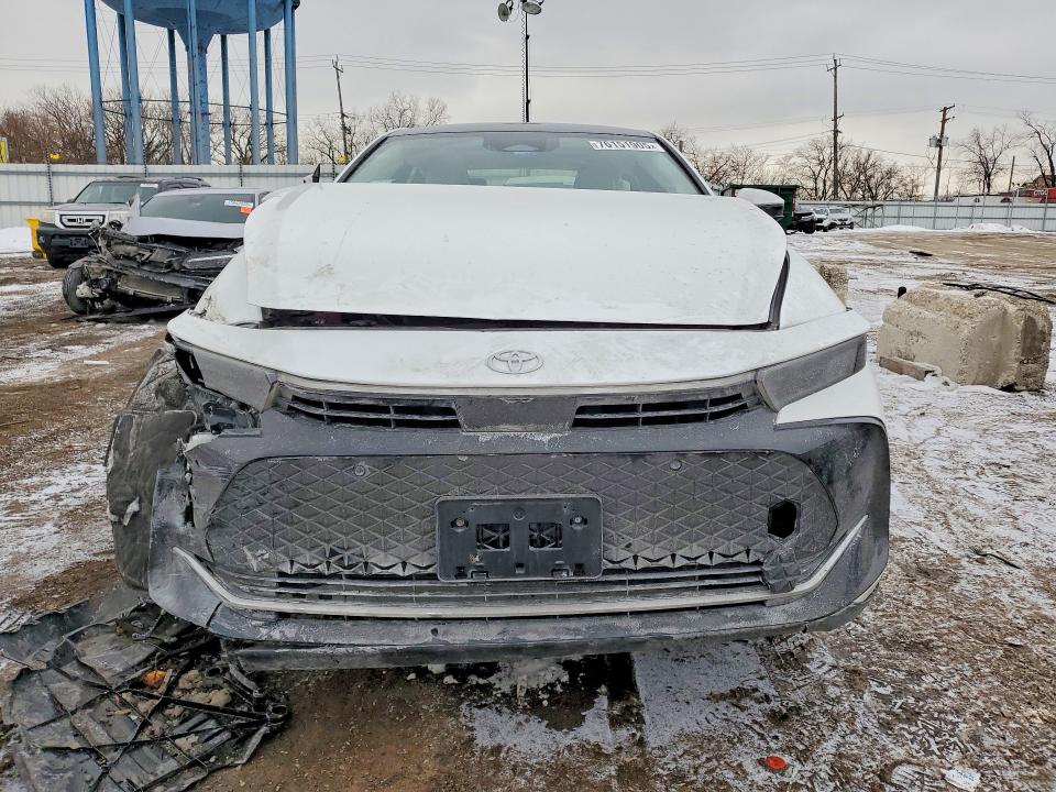 76151905 :رقم المزاد ، JTDAAAAF1P3008773 vin ، 2023 Toyota Crown مزاد بيع