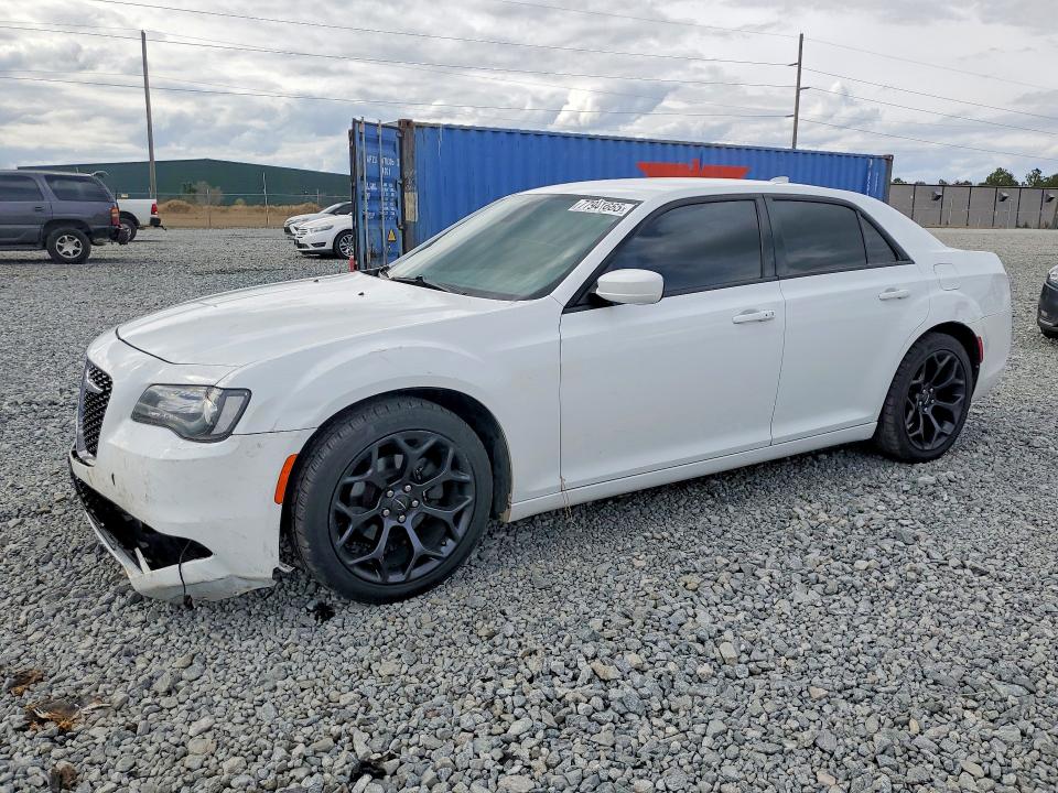 2019 Chrysler 300 მანქანა იყიდება აუქციონზე, vin: 2C3CCABG2KH625944, აუქციონის ნომერი: 77941665