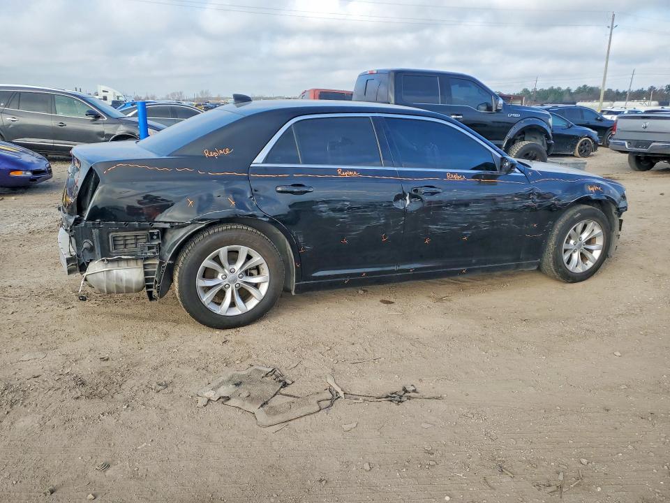 76026395 :رقم المزاد ، 2C3CCAAG9PH677080 vin ، 2023 Chrysler 300 مزاد بيع