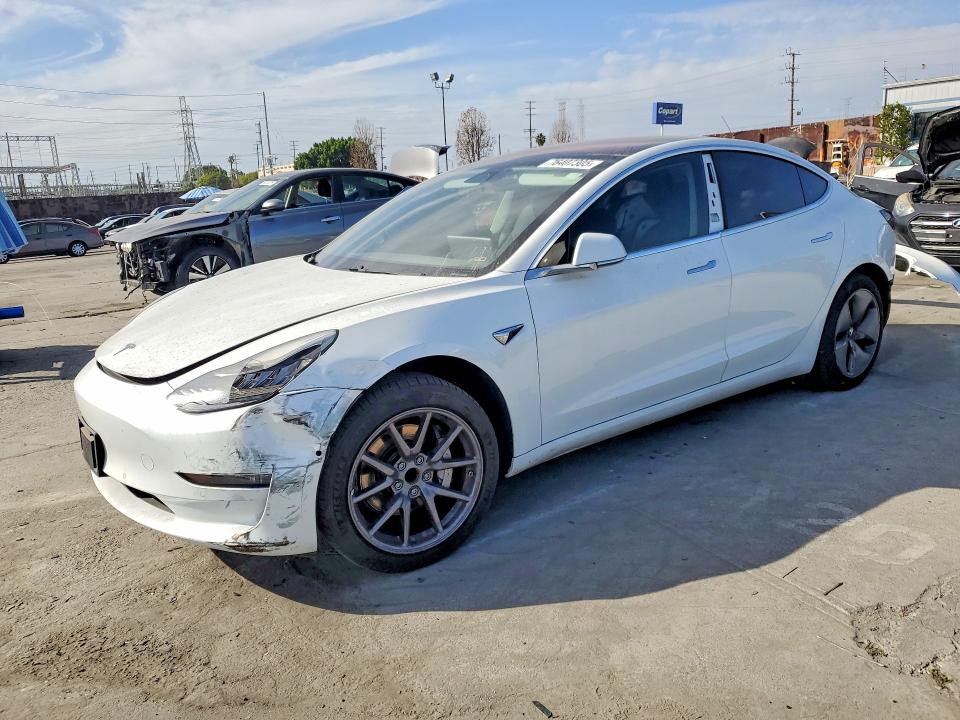 76407305 :رقم المزاد ، 5YJ3E1EA5JF023329 vin ، 2018 Tesla Model 3 مزاد بيع