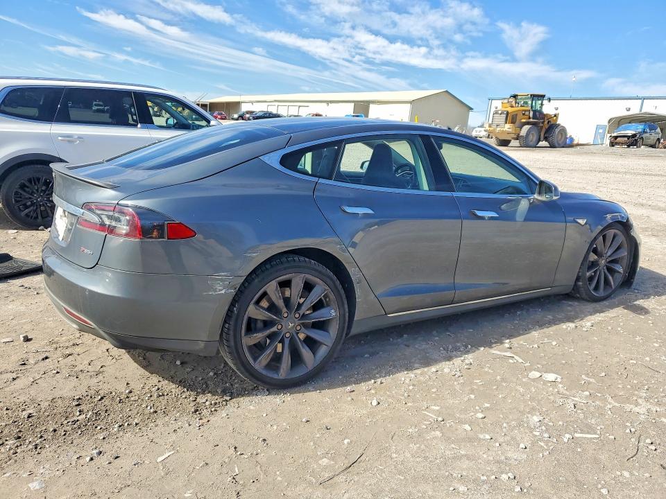Продажа на аукционе авто 2013 Tesla Model S, vin: 5YJSA1DP4DFP22498, номер лота: 77745745