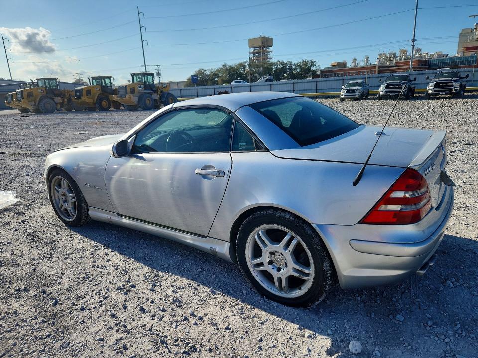 Aukcja sprzedaży 2002 Mercedes-benz Slk, vin: WDBKK66F12F241842, numer aukcji: 77116335