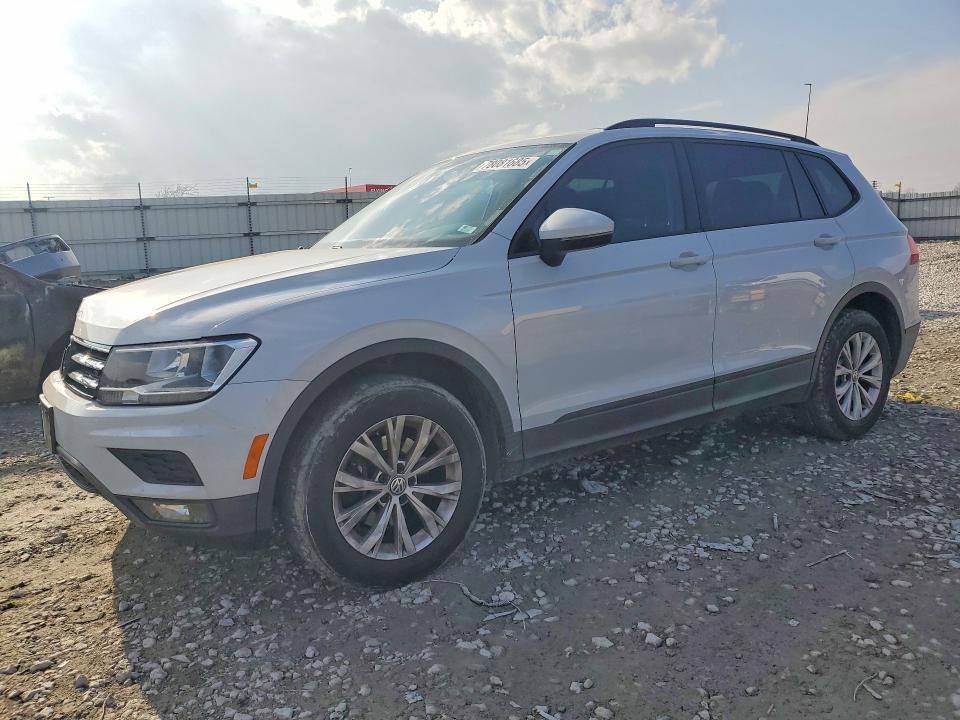 78081685 :رقم المزاد ، 3VV1B7AX8JM032973 vin ، 2018 Volkswagen Tiguan مزاد بيع