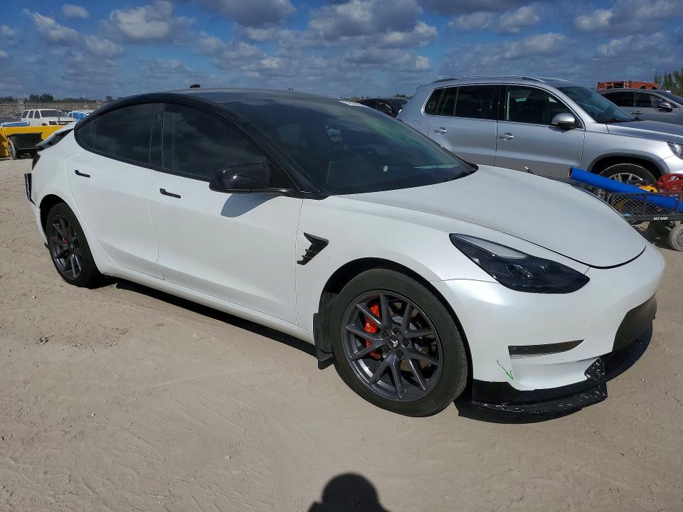 2022 Tesla Model 3 მანქანა იყიდება აუქციონზე, vin: 5YJ3E1EB3NF342582, აუქციონის ნომერი: 76135555
