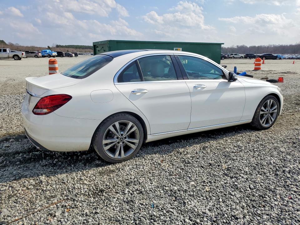2018 Mercedes-benz C მანქანა იყიდება აუქციონზე, vin: WDDWF4JB5JR329828, აუქციონის ნომერი: 74744805