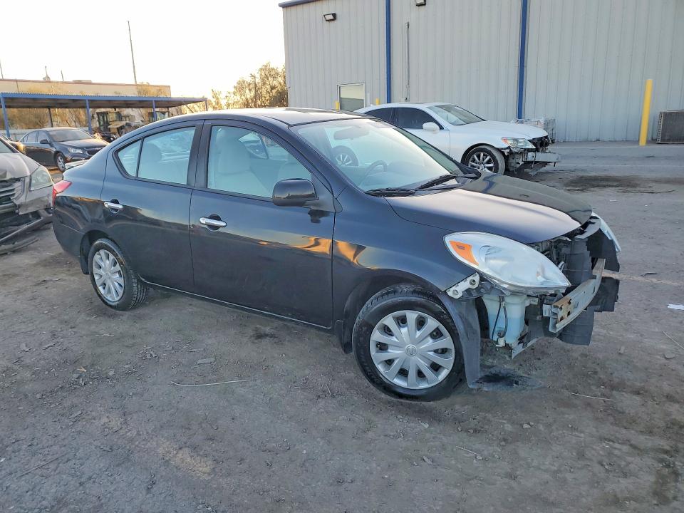 75769905 :رقم المزاد ، 3N1CN7AP3EL810769 vin ، 2014 Nissan Versa Sv W مزاد بيع