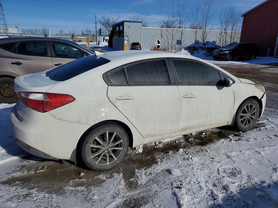 2014 Kia Forte მანქანა იყიდება აუქციონზე, vin: KNAFK4A64E5216570, აუქციონის ნომერი: 77620165