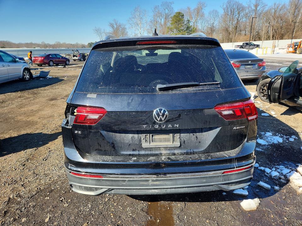 Продажа на аукционе авто 2022 Volkswagen Tiguan, vin: 3VV2B7AX5NM102438, номер лота: 76023215