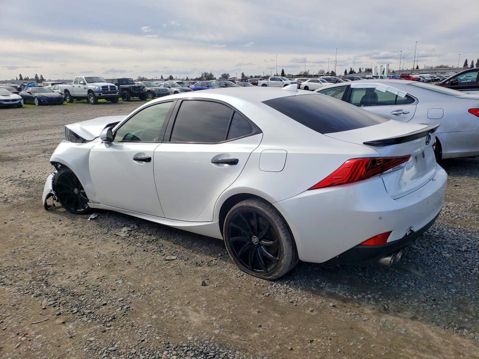 78348615 :رقم المزاد ، JTHBA1D24J5065802 vin ، 2018 Lexus Is مزاد بيع