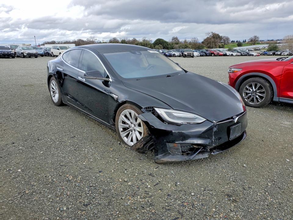 Продажа на аукционе авто 2016 Tesla Model S, vin: 5YJSA1E12GF142701, номер лота: 77784505