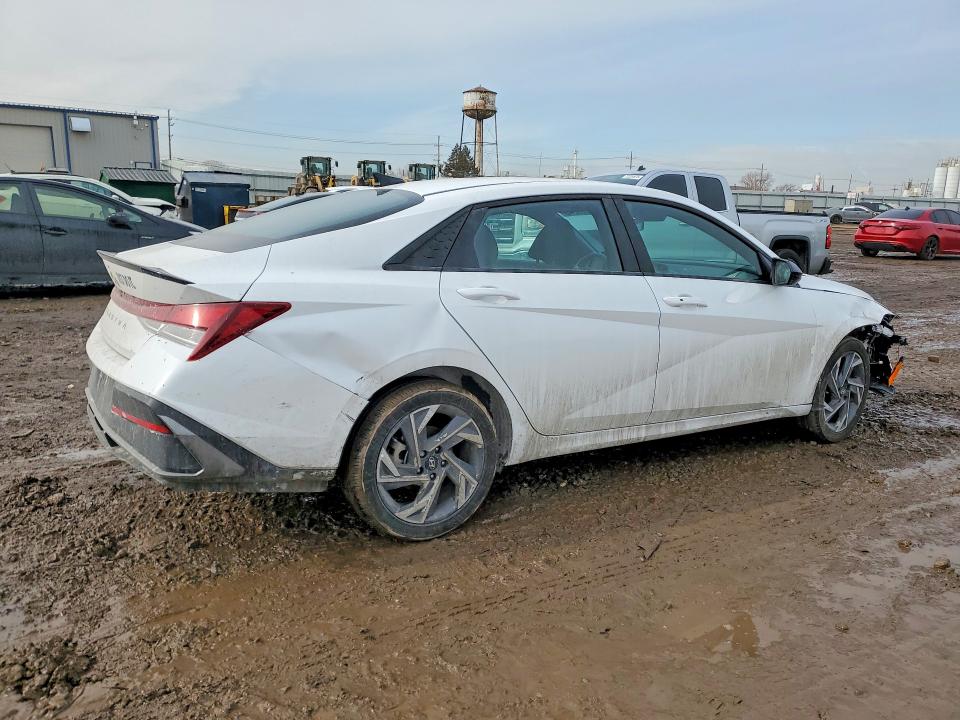 2025 Hyundai Elantra მანქანა იყიდება აუქციონზე, vin: KMHLM4DG7SU917377, აუქციონის ნომერი: 77359245
