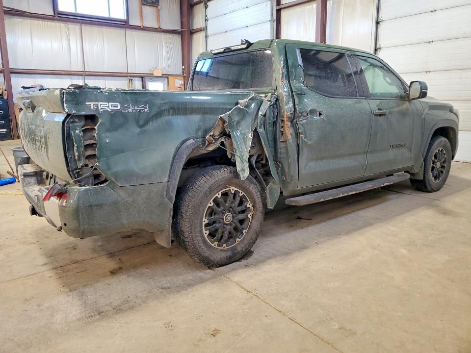 75926945 :رقم المزاد ، 5TFLA5DB4NX002058 vin ، 2022 Toyota Tundra Cre مزاد بيع