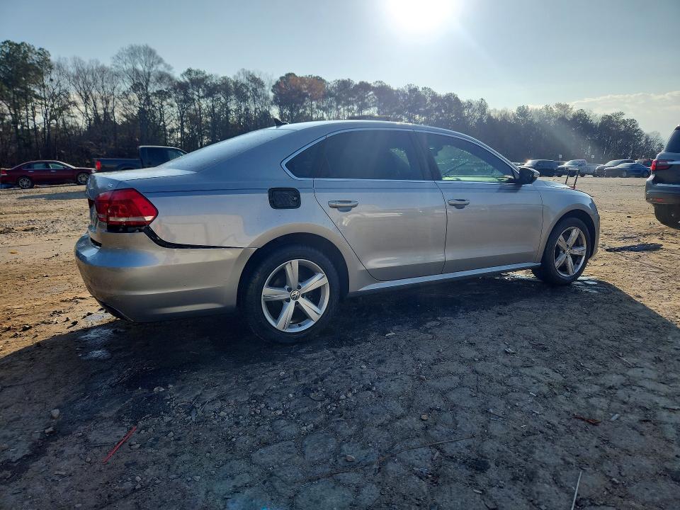 Продаж на аукціоні авто 2012 Volkswagen Passat, vin: 1VWBP7A32CC097286, номер лоту: 77293755