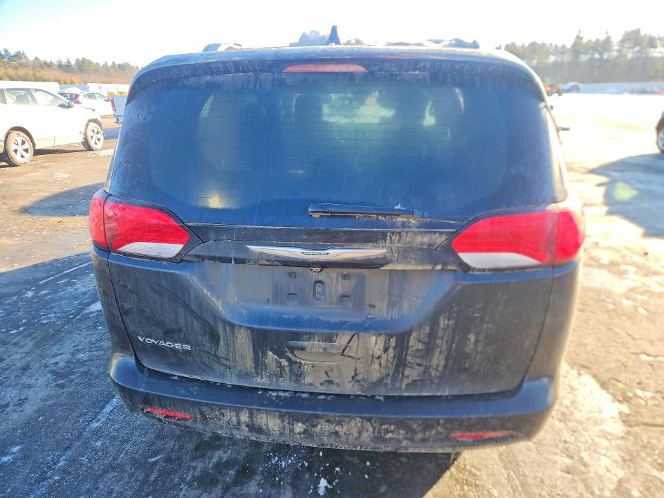 2021 Chrysler Voyager მანქანა იყიდება აუქციონზე, vin: 2C4RC1DG4MR520581, აუქციონის ნომერი: 75762185