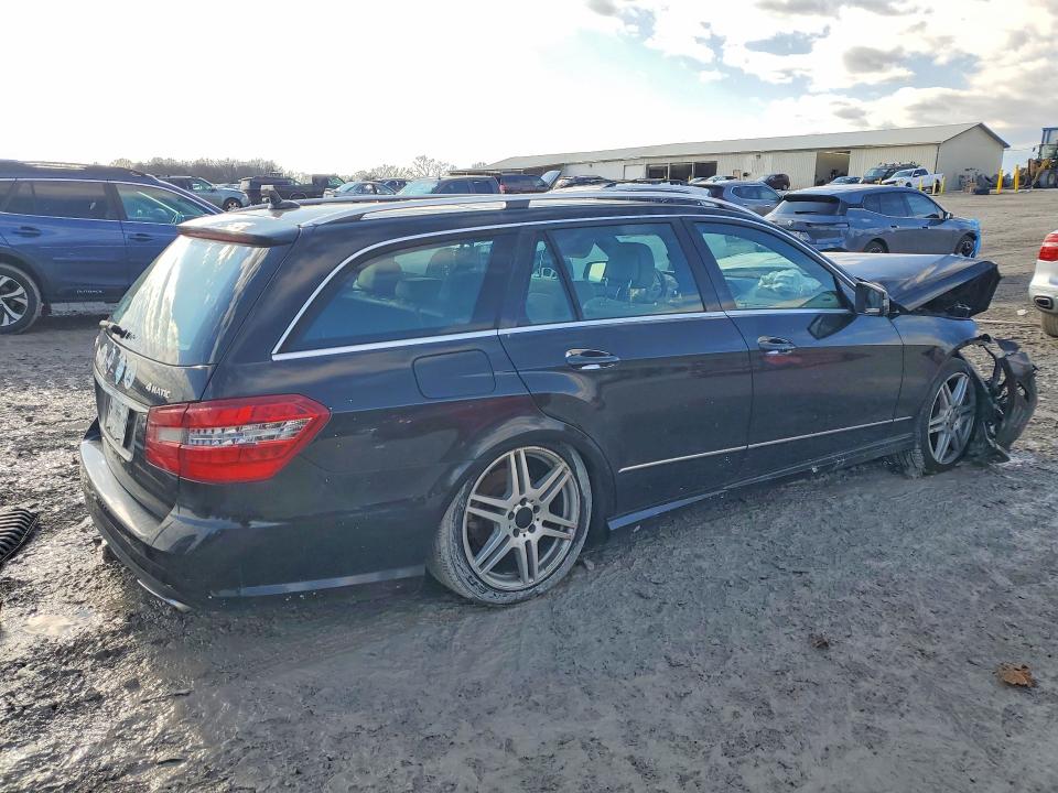 2011 Mercedes-benz E მანქანა იყიდება აუქციონზე, vin: WDDHH8HB1BA395356, აუქციონის ნომერი: 75360435