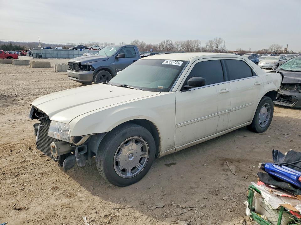 Auction sale of the 2006 Chrysler 300, vin: 2C3KA53GX6H220900, lot number: 76950455